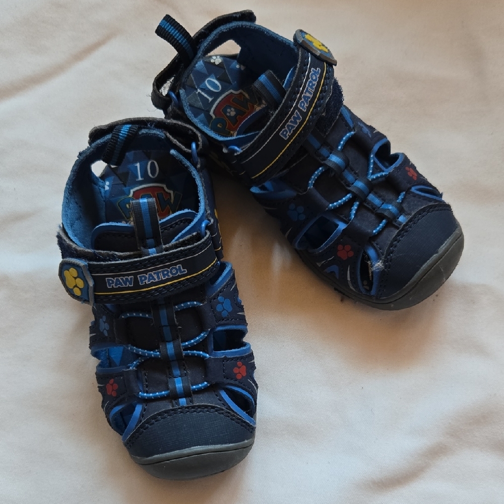 Paw Patrol Blue Closed-Toe Kids Sandals with Paw Print Accents